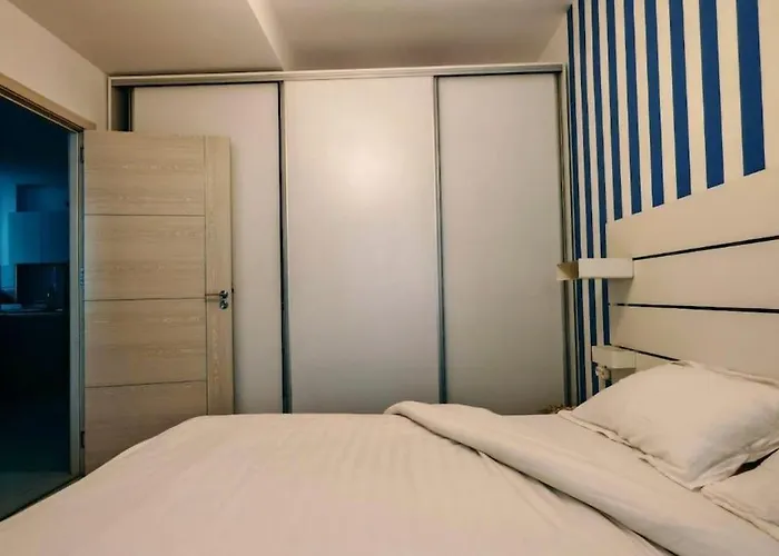 Onix Blue 69 Navodari