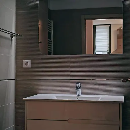 Onix Blue 69 Apartman Năvodari